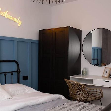 Blue Moon. Cozy Apartment Near Iulius Mall Kolozsvár Kültér fotó