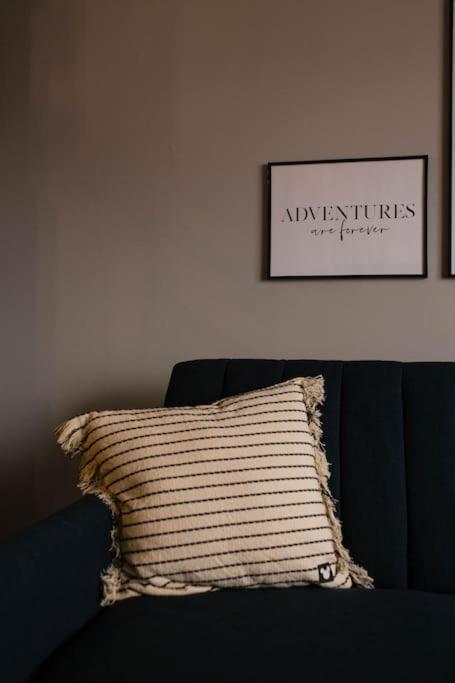 Blue Moon. Cozy Apartment Near Iulius Mall Kolozsvár Kültér fotó